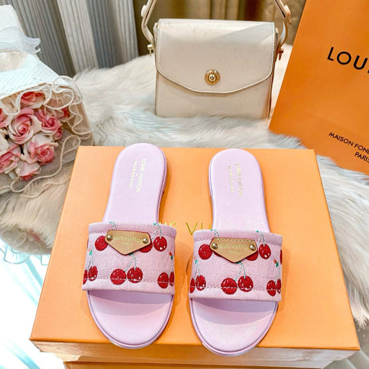 Lv sandals 2000